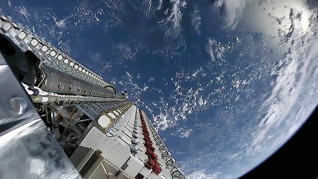 Starlink-Satelliten werden ausgesetzt