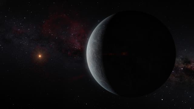 Ein großer, dunkler Planet im rechten Teil des Bildes, teilweise von Licht beleuchtet, mit unserer fernen Sonne im Hintergrund, umgeben von einem Sternenfeld und der Milchstraße. Die Szene vermittelt die Weite und Schönheit des Weltraums.