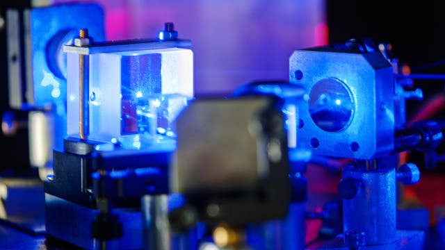 Laser in einem Labor für Laser (Symbolbild)